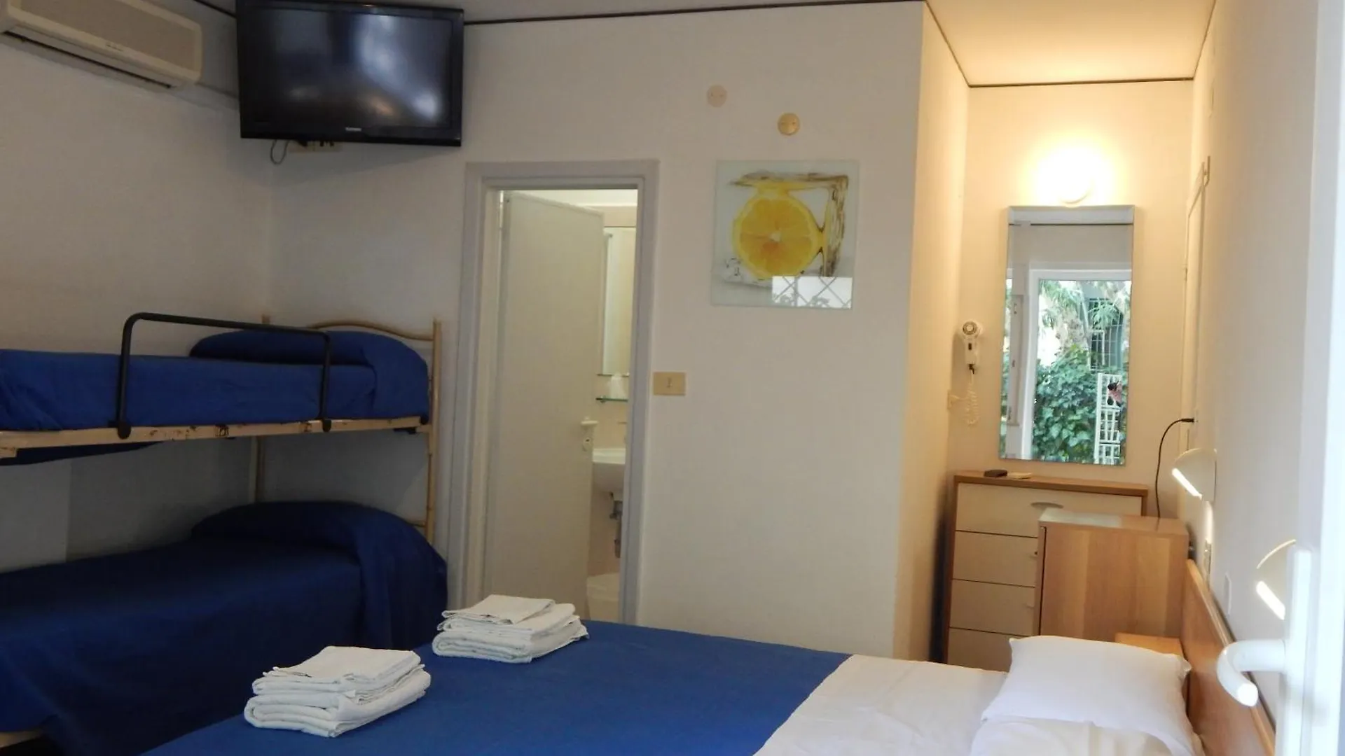 Hotel Vera Ριτσιόνε 0*,
