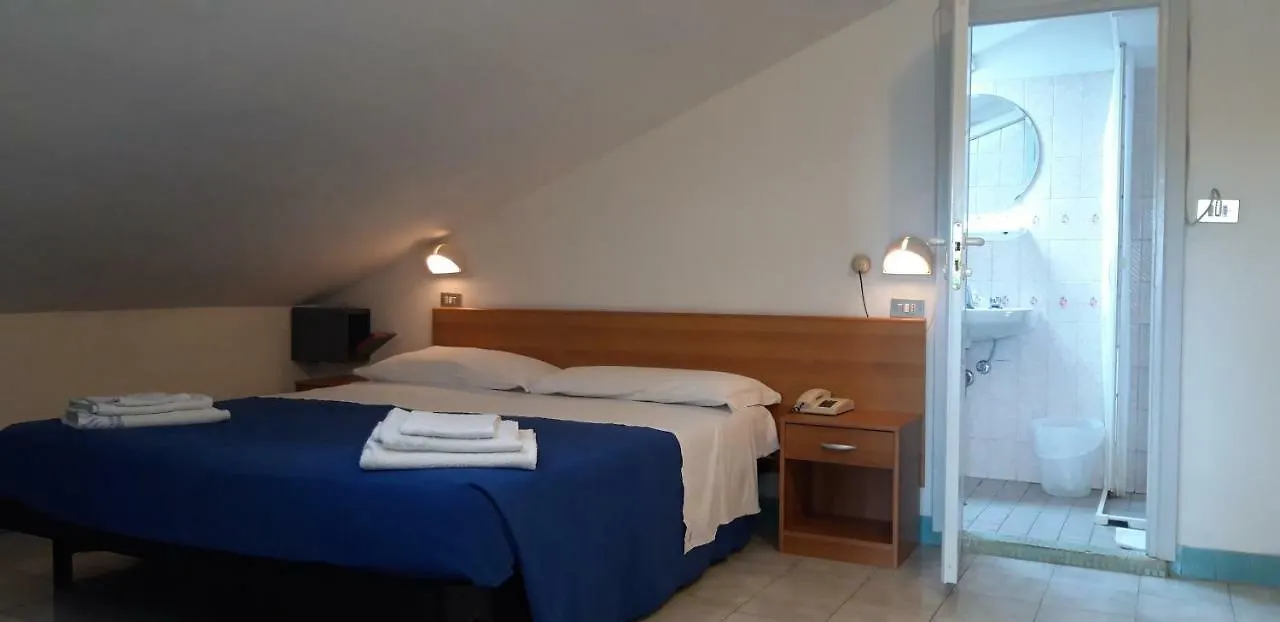 Hotel Vera Ριτσιόνε 0*,  Ιταλία